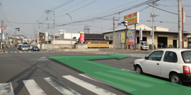 中山道「緑丘地下横断道」交差点